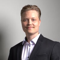 Janne Poukkula, Tukitoimintojen johtaja, Saka