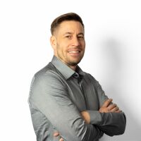 Juha Ravantti, Ostojohtaja, Saka